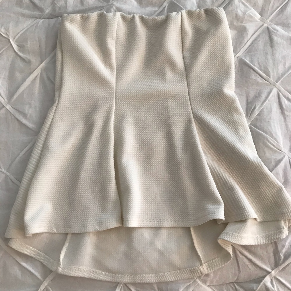 White pleated top